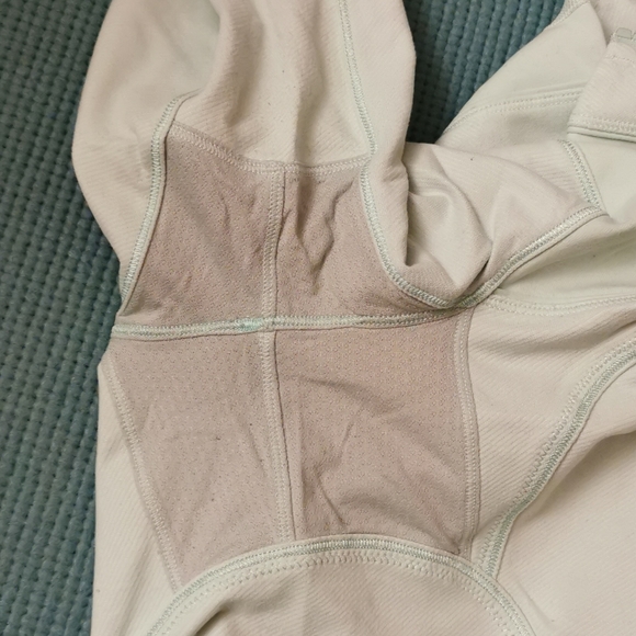 Lululemon Forme jacket - Picture 6 of 9